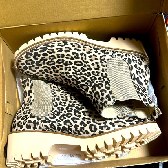 Coconuts by Matisse Shoes - Matisse Leopard print ankle boots. Size 8.5 Coconuts .